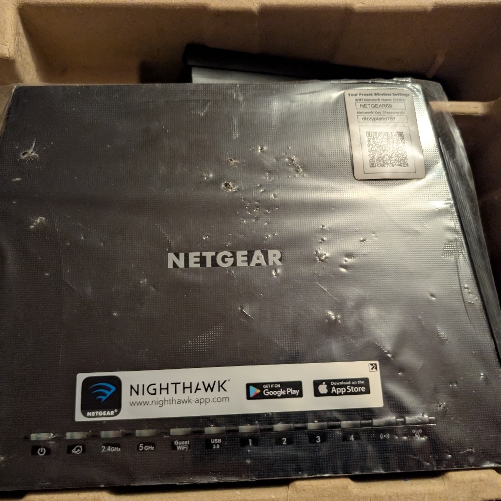 NETGEAR Nighthawk AC2600 Smart WiFi Router Gaming - Picture 3 of 3
